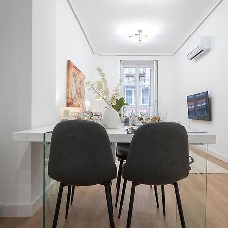 Apartamento De Lujo En Gran Via Apartment Madrid Exterior photo