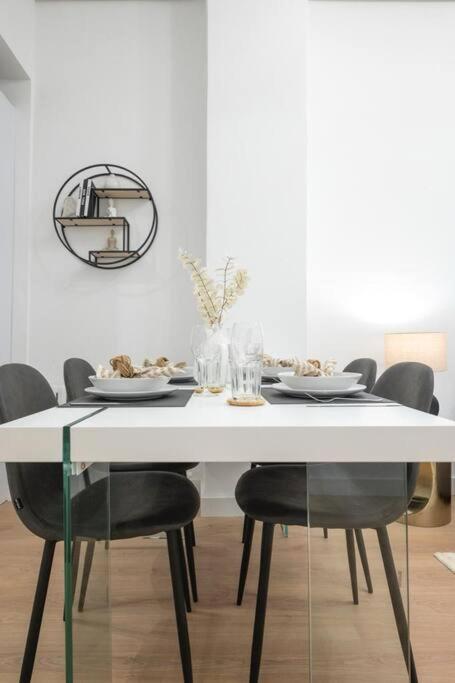 Apartamento De Lujo En Gran Via Apartment Madrid Exterior photo