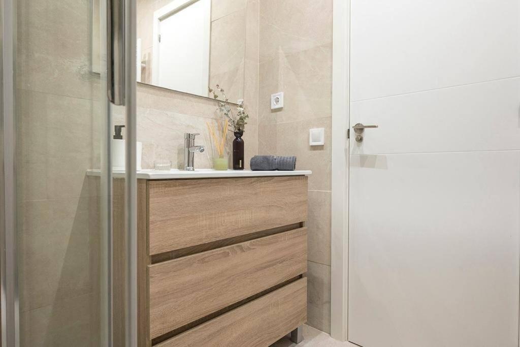 Apartamento De Lujo En Gran Via Apartment Madrid Exterior photo